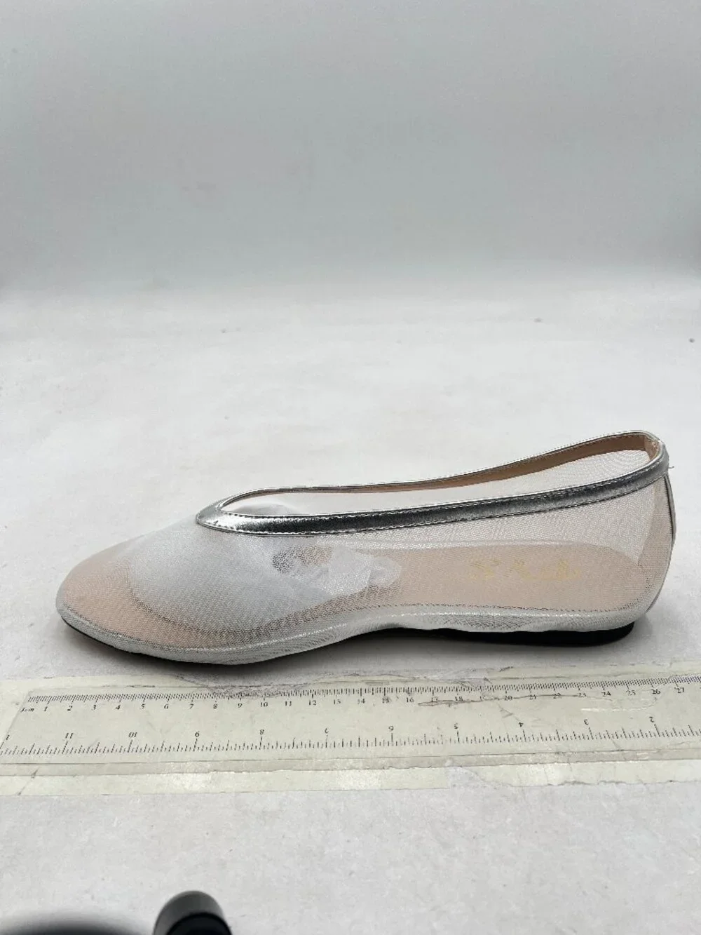 N/A fys white